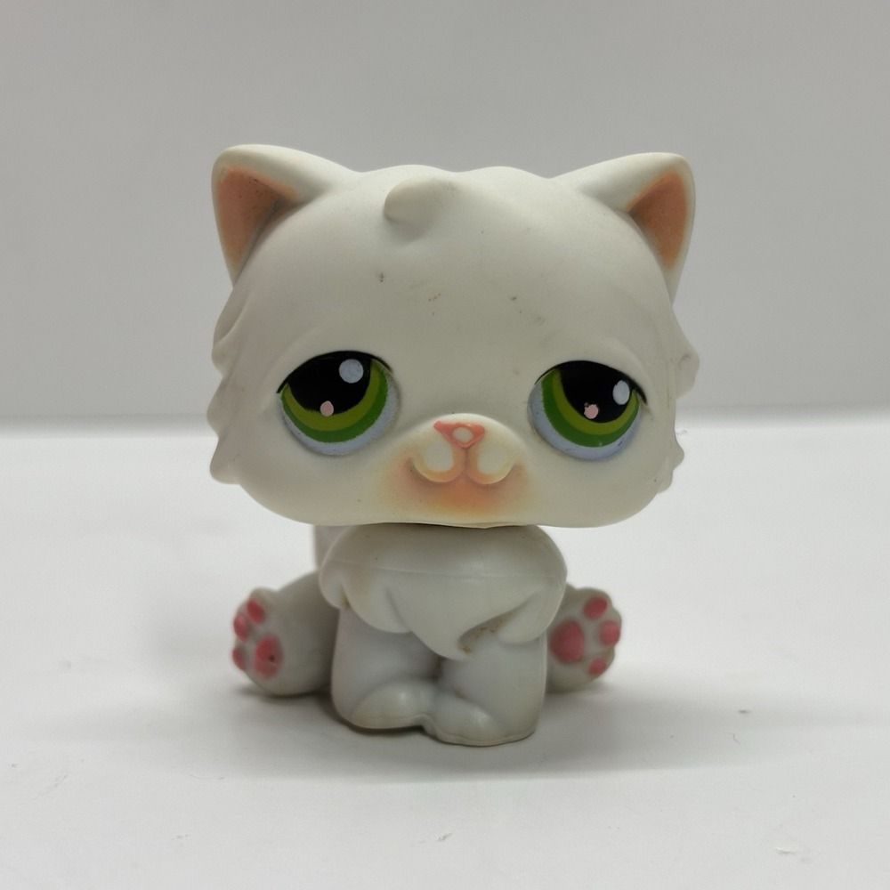 Littlest Pet Shop White Persian Cat Green Eyes #15 LPS Hasbro